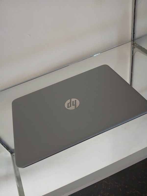 HP Elitebook 840 G3 - Image 3